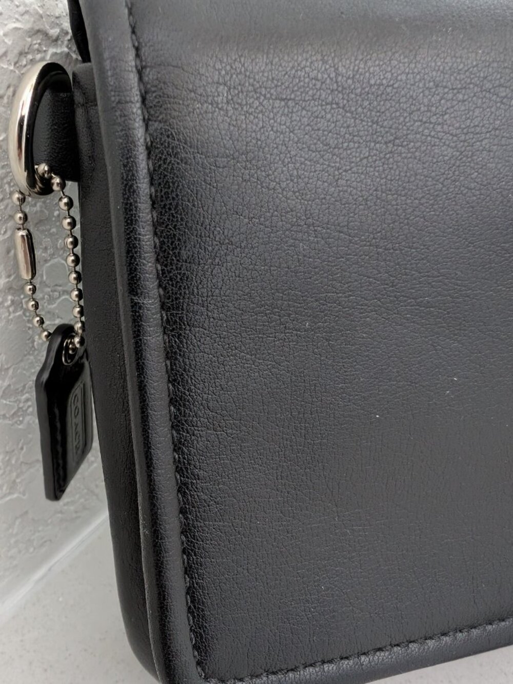 COACH Chelsea Black Leather Wristlet Clutch — Y2K Era, Silver Toned Hardware - Picture 9 of 13